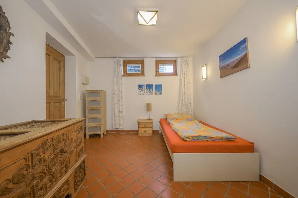 KITZIMMO-Großzügiges Haus mit 3 Wohnungen mieten - Immobilien St. Johann.