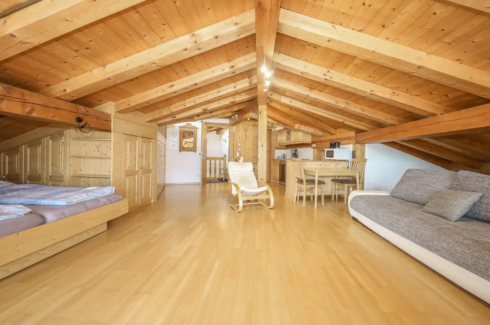KITZIMMO-Großzügiges Haus mit 3 Wohnungen mieten - Immobilien St. Johann.