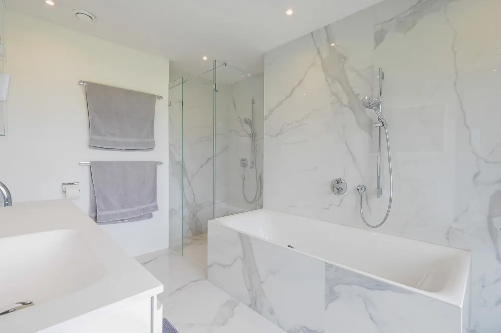 KITZIMMO-Luxuswohnung mit Pool in Alleinlage - Immobilien St. Johann in Tirol.