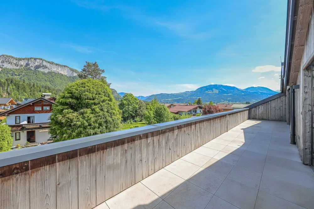 KITZIMMO-Luxus-Penthouse mit Kaiserblick kaufen - Immobilien St. Johann.