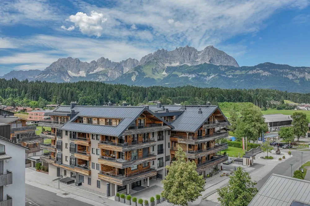 KITZIMMO-Luxuswohnung mit Bergblick in Toplage kaufen - Immobilien Oberndorf.