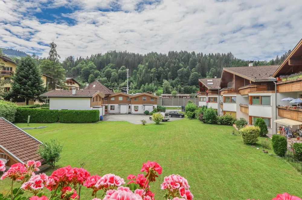 KITZIMMO-Großzügige Wohnung in zentrumsnaher Ruhelage kaufen - Immobilien Kitzbühel.
