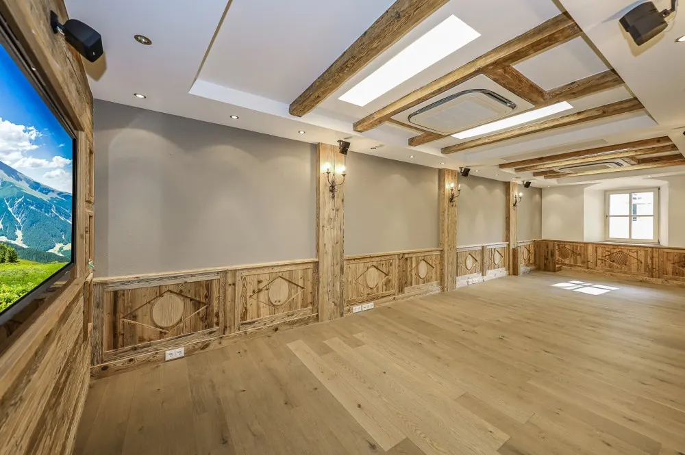 KITZIMMO-Exklusives Büro in der Innenstadt mieten - Immobilien Kitzbühel.