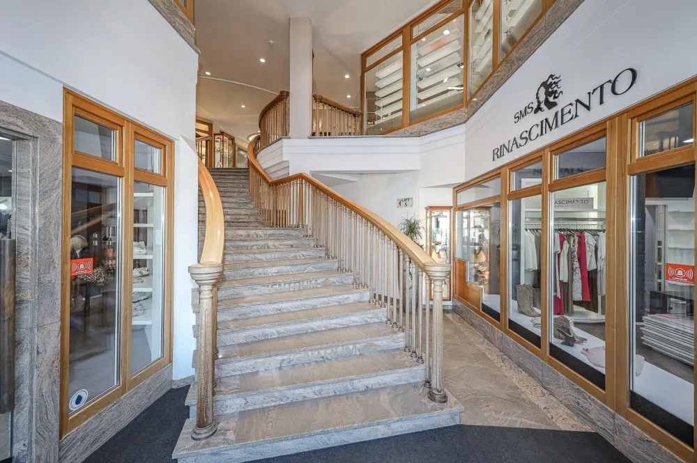 KITZIMMO-Exklusives Büro in der Innenstadt mieten - Immobilien Kitzbühel.