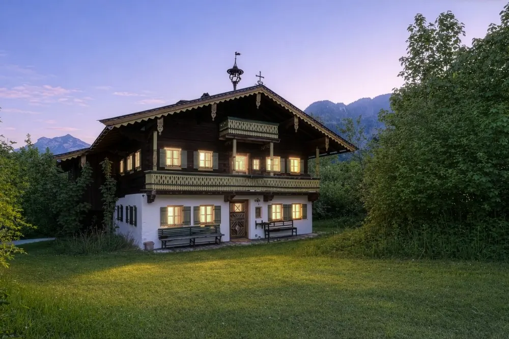 KITZIMMO-Historisches Bauernhaus in traumhafter Lage kaufen - Immobilien Erpfendorf.