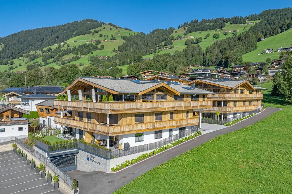 KITZIMMO-Luxuriöse Gartenwohnung mit eigenem Wellnessbereich - Immobilien Brixen.