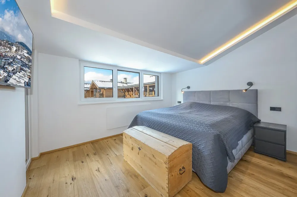 KITZIMMO-Dachgeschosswohnung am Fuße des Hahnenkamm - Immobilien Kitzbühel.