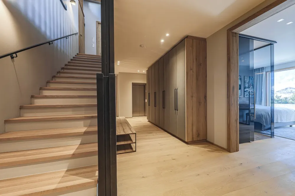 KITZIMMO-Luxusvilla mit Indoorpool in Toplage - Immobilien Kitzbühel.