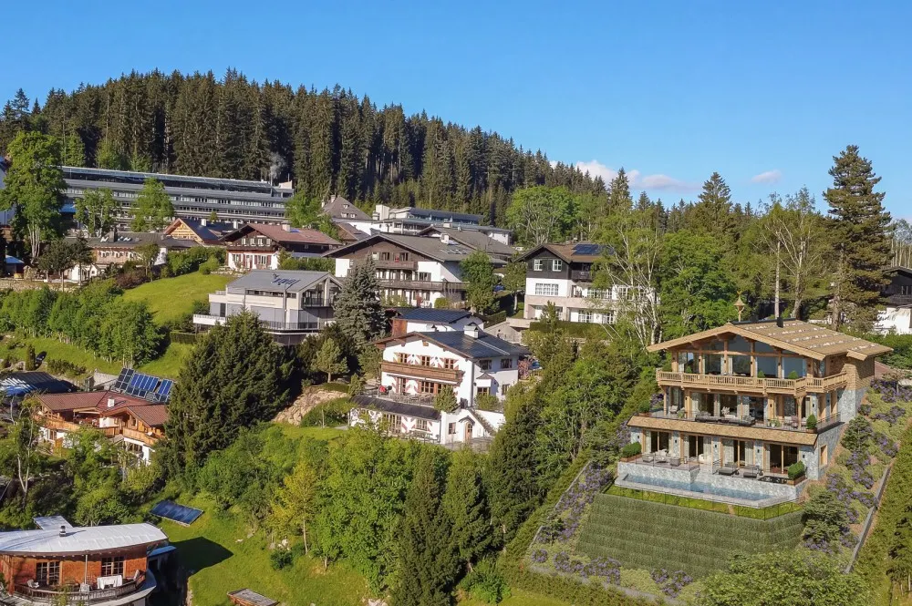 KITZIMMO-Luxusvilla in einzigartiger Toplage am Lebenberg kaufen - Immobilien Kitzbühel.-12