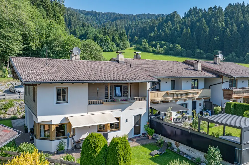 KITZIMMO-Eckreihenhaus in sonniger Ruhelage mit Panorama-Ausblick - Immobilien Brixen.