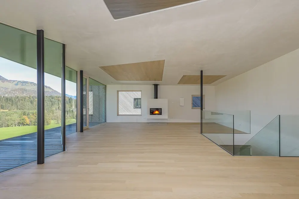 KITZIMMO-Luxusvilla mit Pool und Bergblick in Toplage kaufen - Immobilien Schwendt.