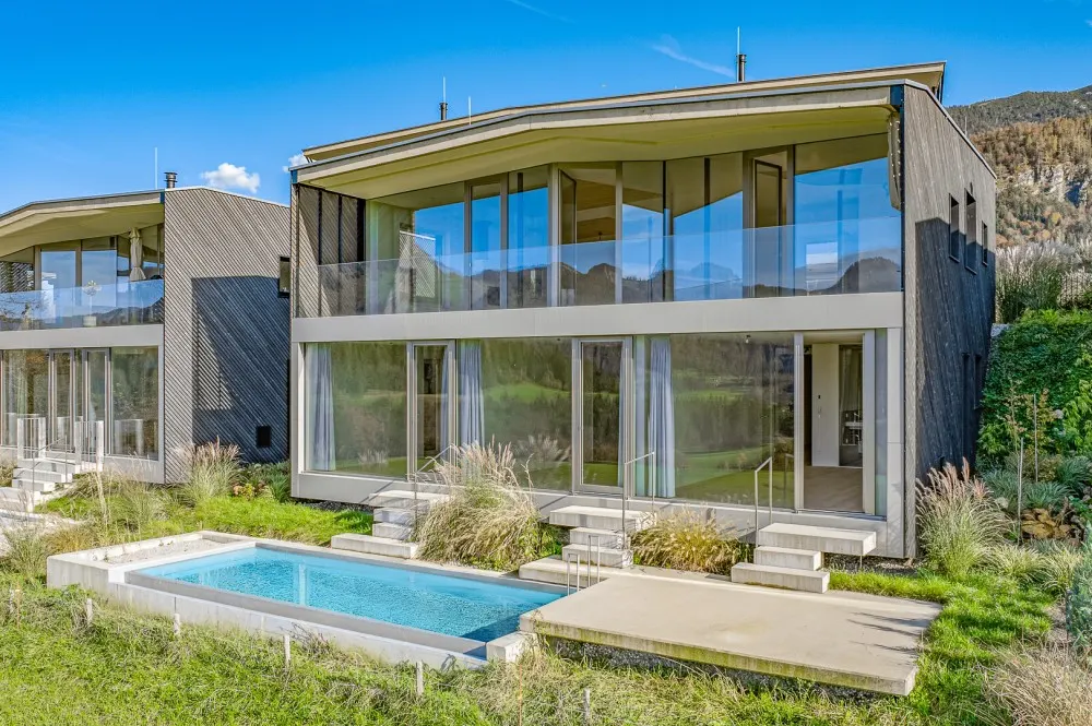 KITZIMMO-Luxusvilla mit Pool und Bergblick in Toplage kaufen - Immobilien Schwendt.