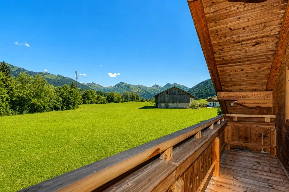 KITZIMMO-Exklusives Grundstück mit genehmigter Luxusvilla - Immobilien Kitzbühel.