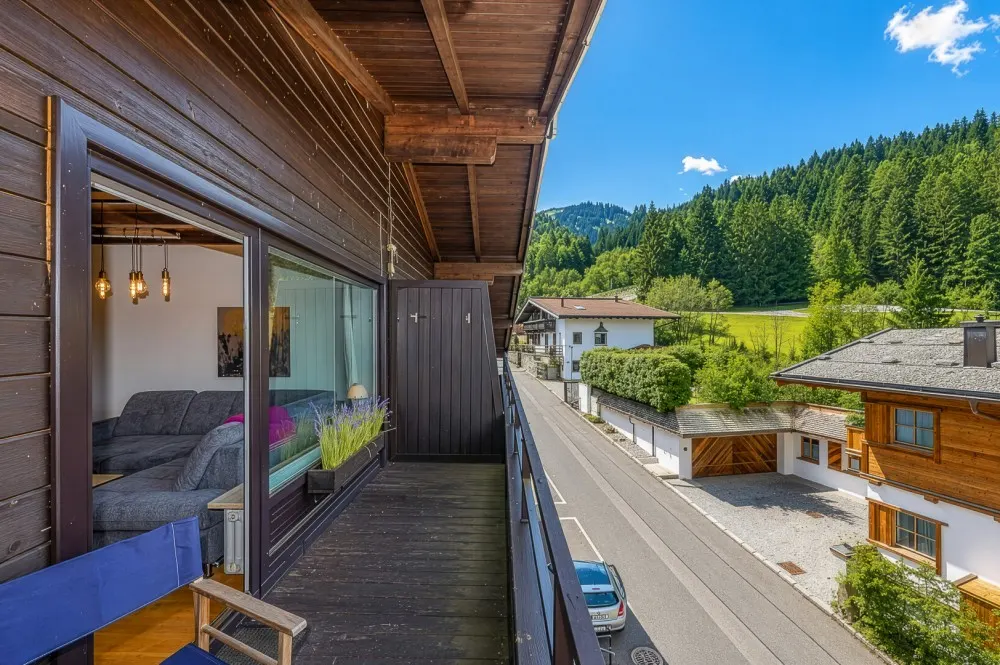 KITZIMMO-Dachgeschosswohnung an der Skipiste mit Kaiserblick kaufen - Immobilien Kitzbühel.-17