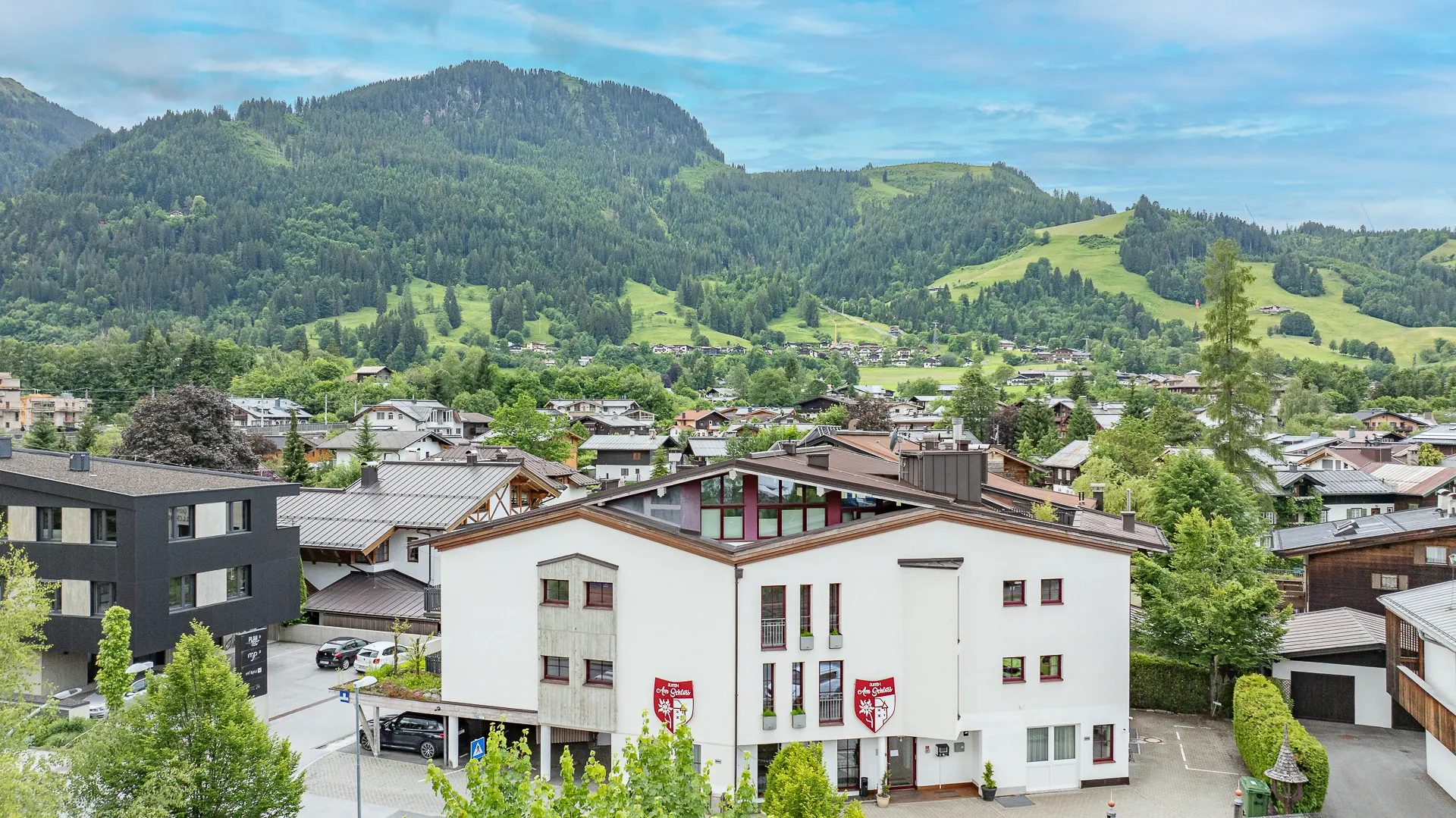 KITZIMMO-Garten Apartment mit touristischer Widmung kaufen - Immobilien Kitzbühel.
