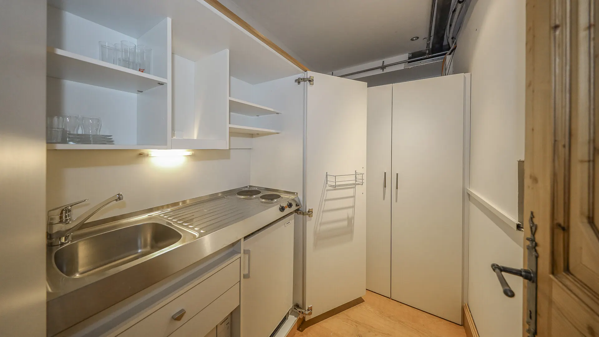 KITZIMMO-Exklusives Büro in der Innenstadt mieten - Immobilien Kitzbühel.