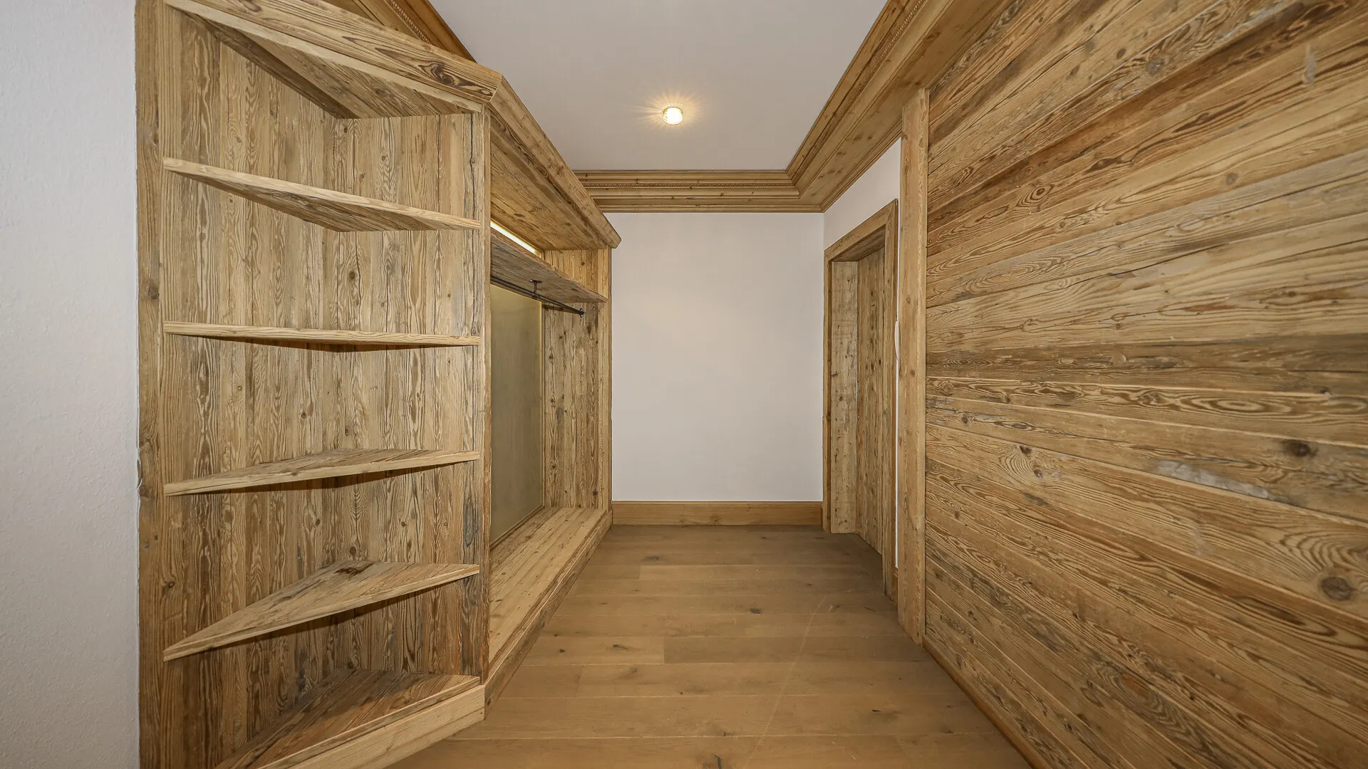 KITZIMMO-Exklusives Büro in der Innenstadt mieten - Immobilien Kitzbühel.