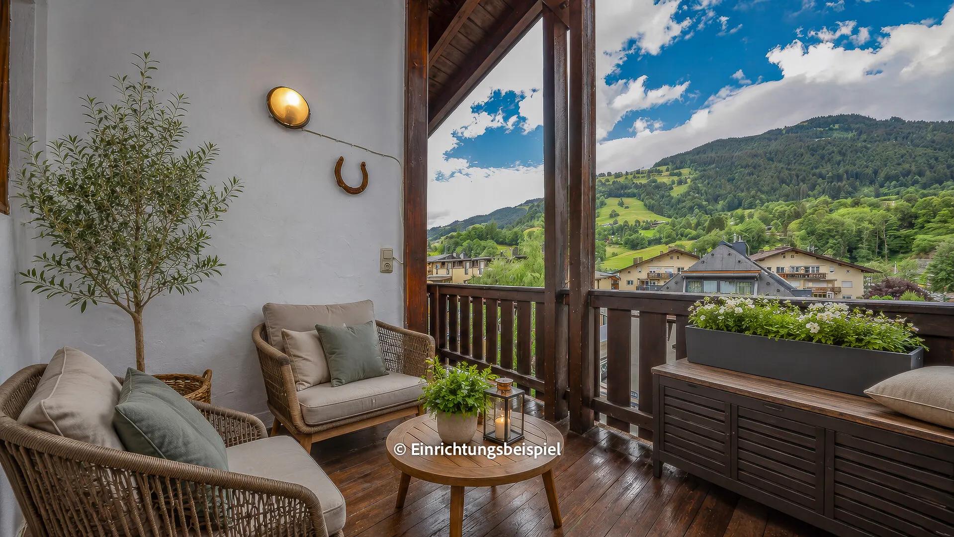 KITZIMMO-Dachgeschosswohnung mit Bergblick kaufen - Immobilien Kitzbühel.
