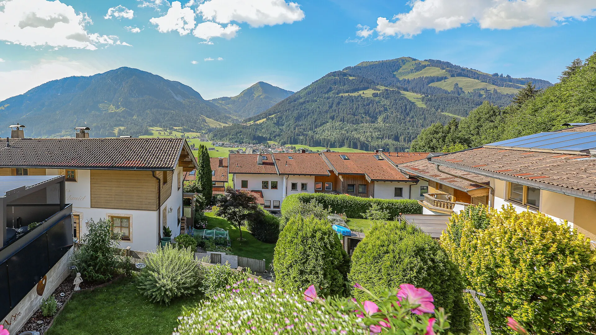 KITZIMMO-Eckreihenhaus in sonniger Ruhelage mit Panorama-Ausblick - Immobilien Brixen.