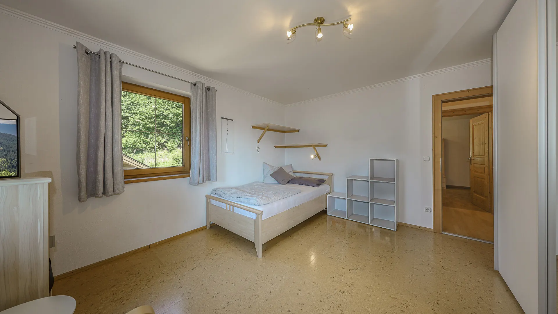 KITZIMMO-Eckreihenhaus in sonniger Ruhelage mit Panorama-Ausblick - Immobilien Brixen.