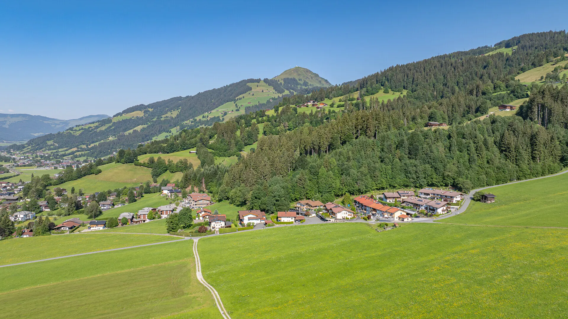 KITZIMMO-Eckreihenhaus in sonniger Ruhelage mit Panorama-Ausblick - Immobilien Brixen.