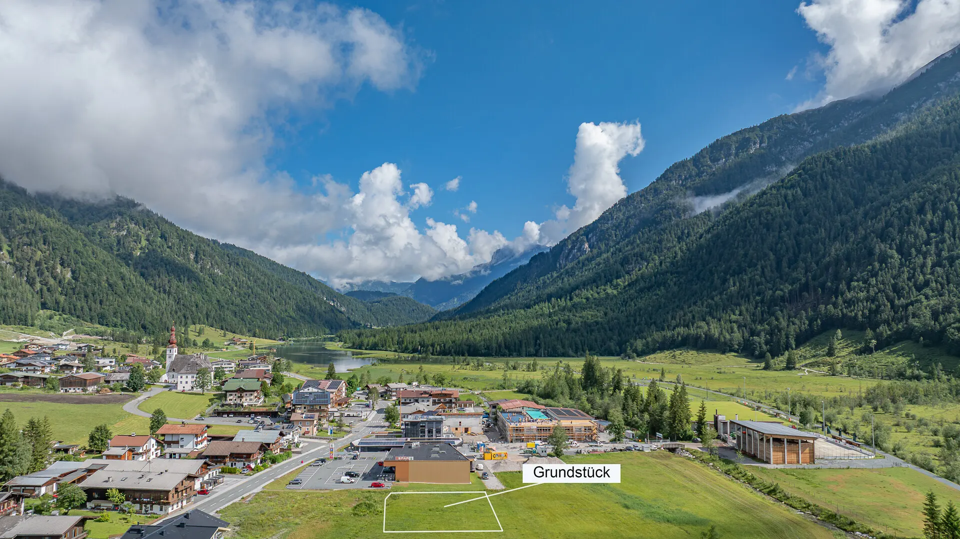 KITZIMMO-Grundstück mit Baugenehmigung für 15 Wohnungen & 1 Geschäft - Immobilien St. Ulrich.-3