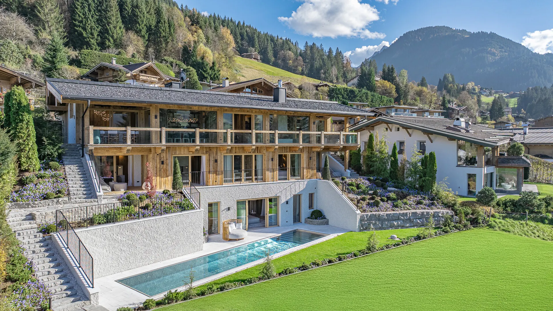 KITZIMMO-Luxusvilla in Toplage kaufen - Immobilien Aurach Kitzbühel.-3